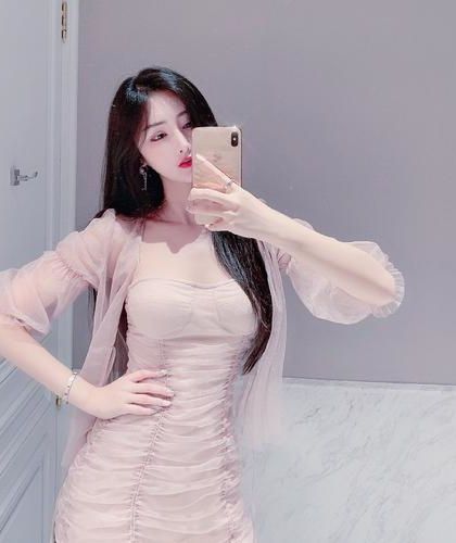 by《我的病弱老婆》作者：花卷