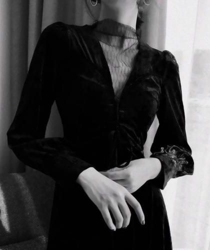 《伪十影法转职忍者也一心种田》作者：迟昼夜明