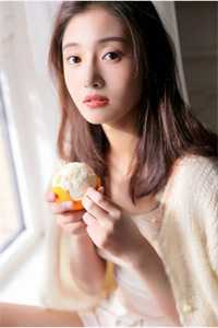 穿西装的男人_万灭之殇