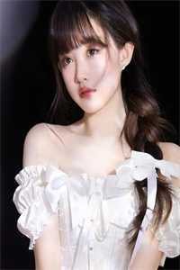 穿到妈妈三岁时