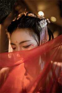 捡到情敌大佬后真香了by画楼飞红