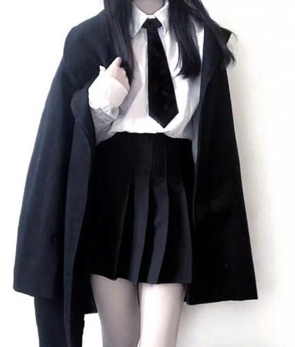 【耽美】《假想情》作者∶女王陛下